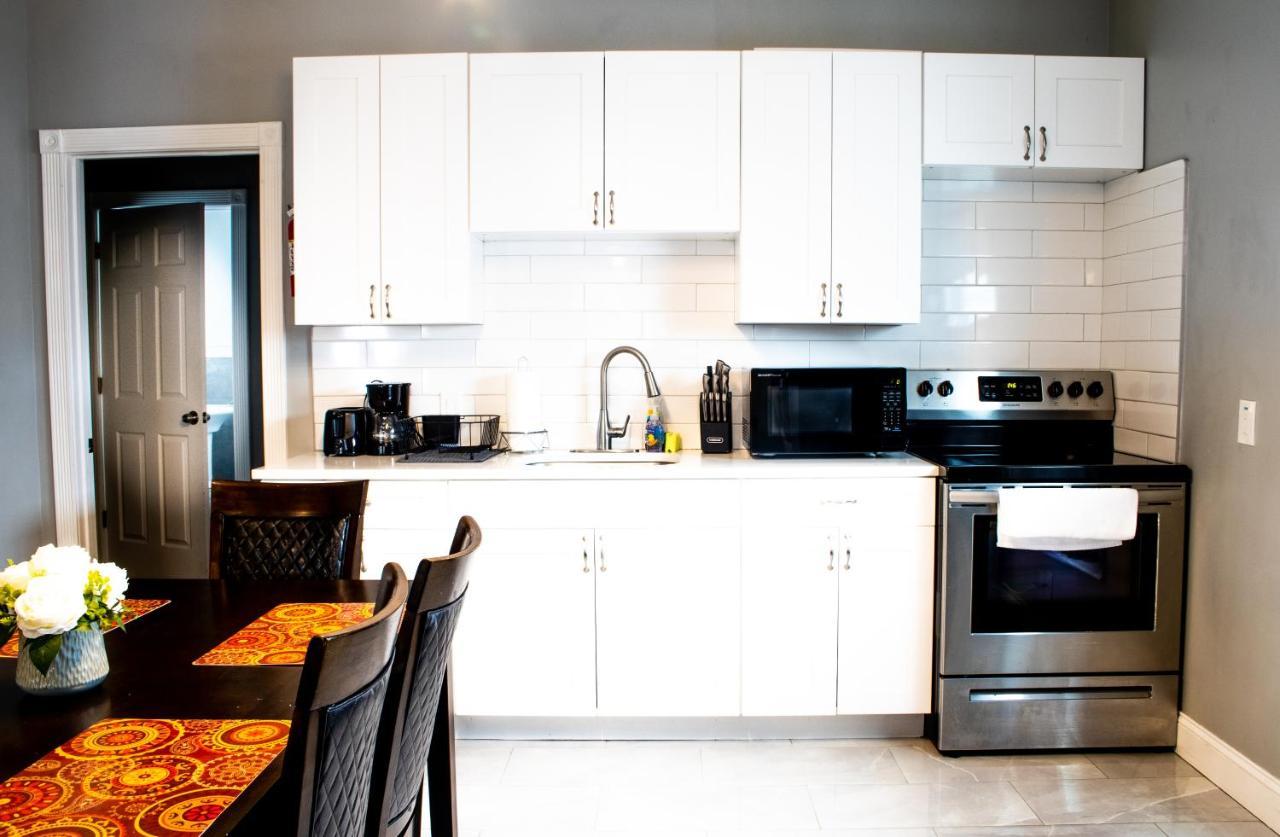 Lovely 4Br Near The Falls And Casino ナイアガラフォールズ エクステリア 写真