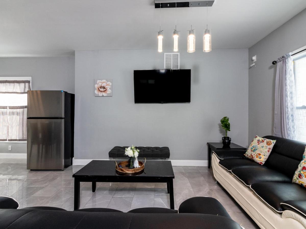 Lovely 4Br Near The Falls And Casino ナイアガラフォールズ エクステリア 写真
