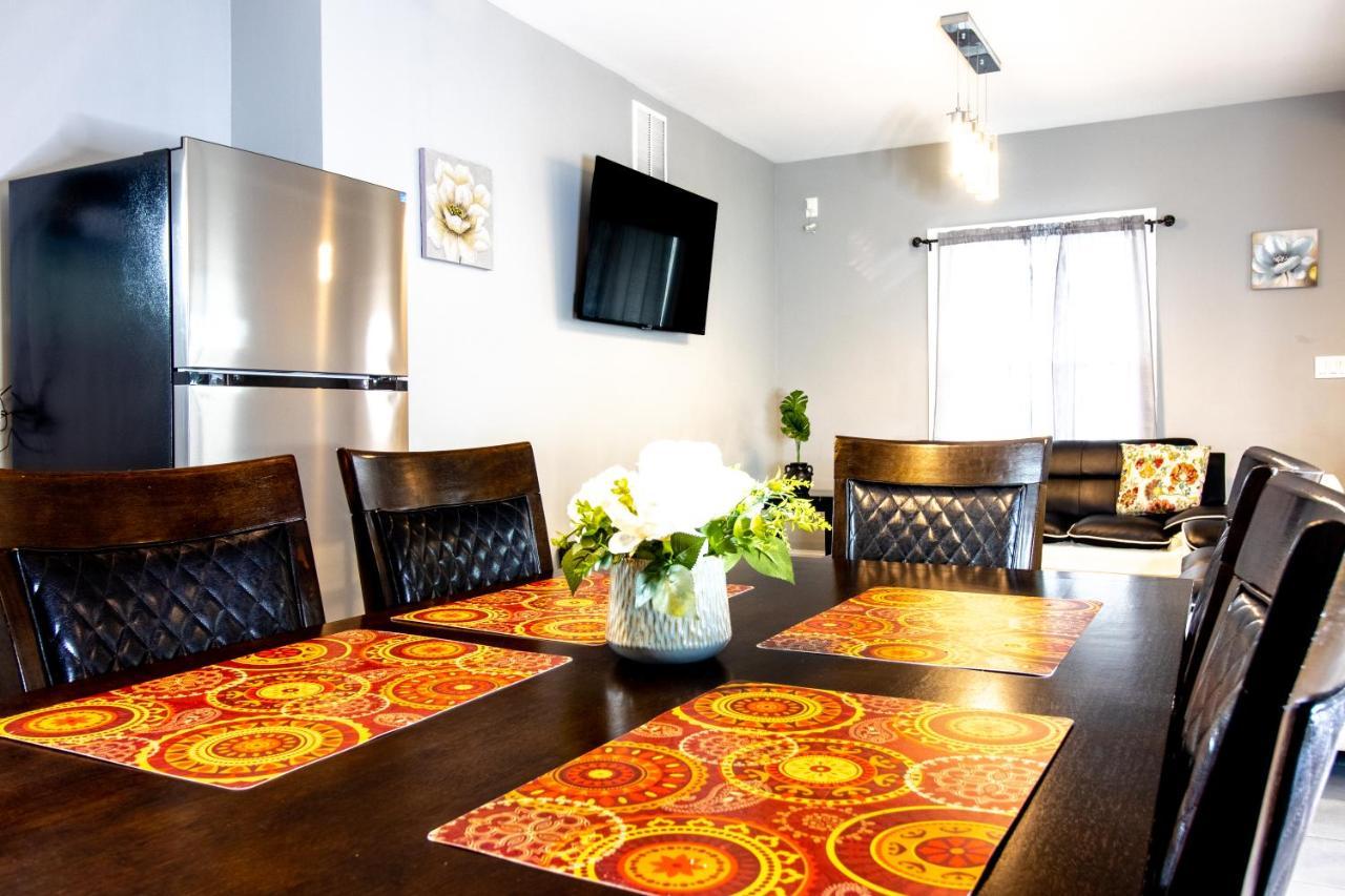 Lovely 4Br Near The Falls And Casino ナイアガラフォールズ エクステリア 写真